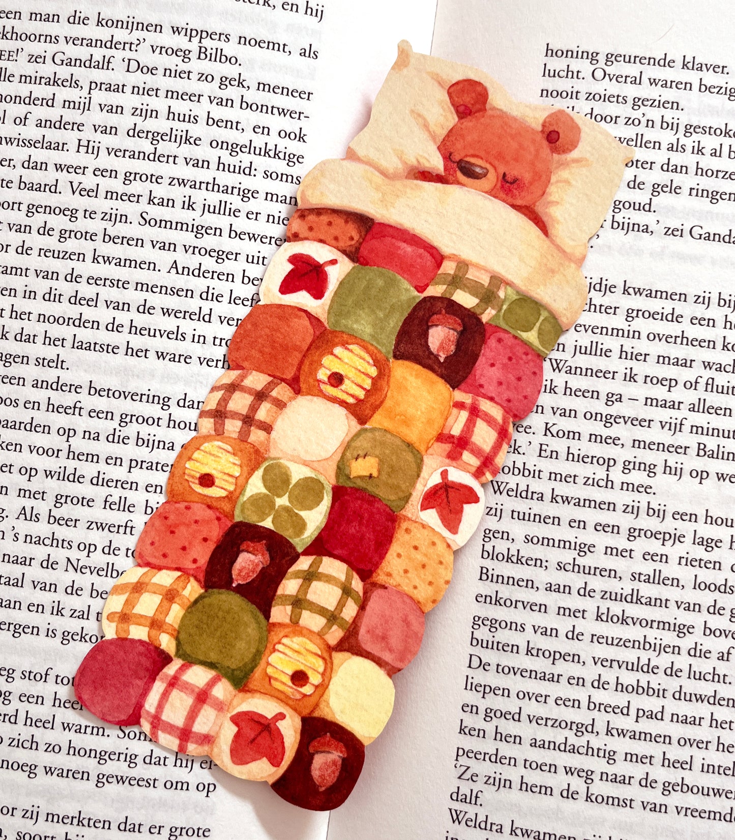 Sleepy bear | Die cut Bookmark