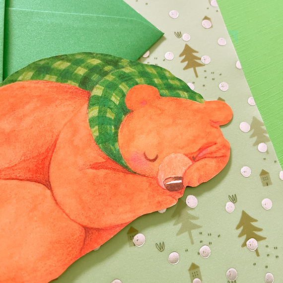 Sleepy grizzly bear | Die cut card