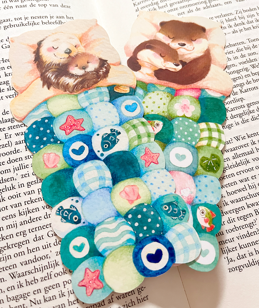 Sleepy Sea otter | Die cut Bookmark